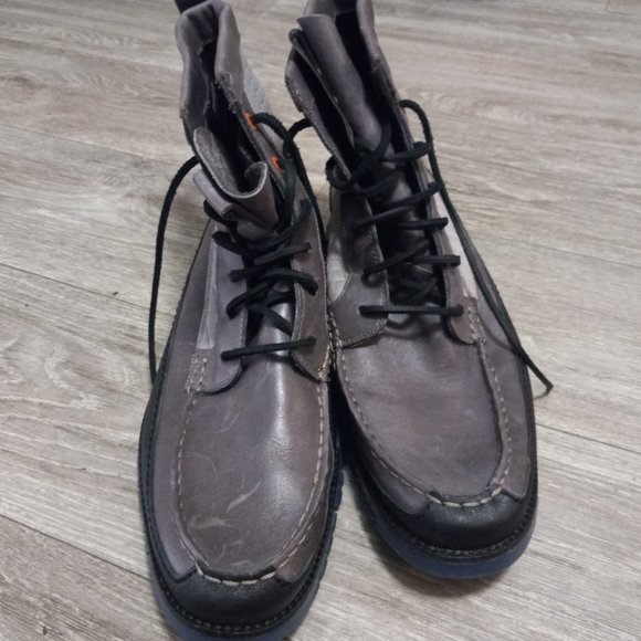 cole haan boot - Picture 2 of 4